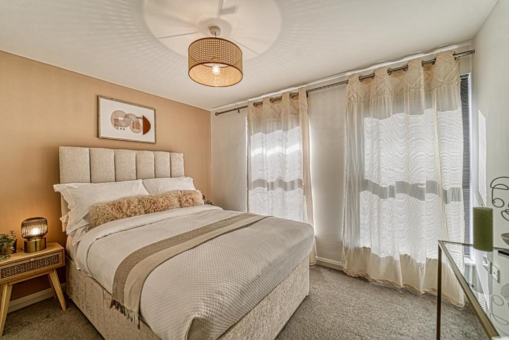 Guest Homes - Watledge House Apartment Tewkesbury Exteriör bild