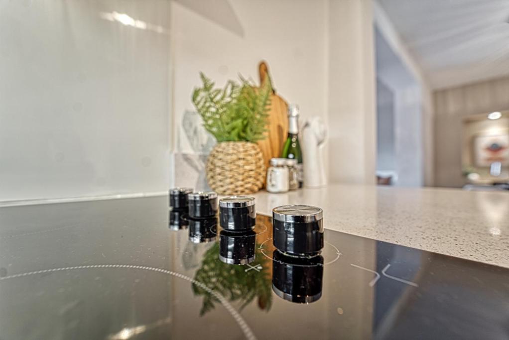 Guest Homes - Watledge House Apartment Tewkesbury Exteriör bild