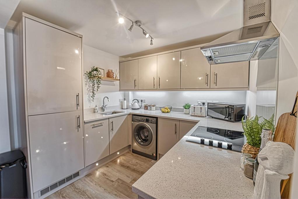 Guest Homes - Watledge House Apartment Tewkesbury Exteriör bild
